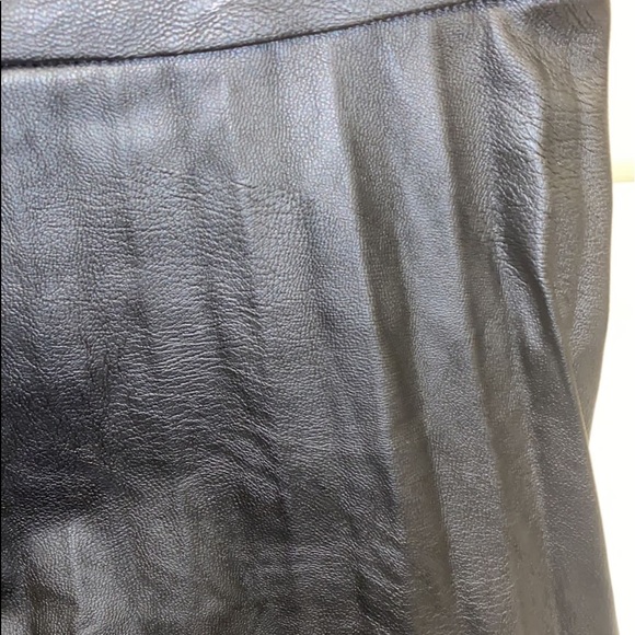 Cupcakes and Cashmere Carole Womens Faux Leather Pleated A-Line Skirt - Picture 8 of 8